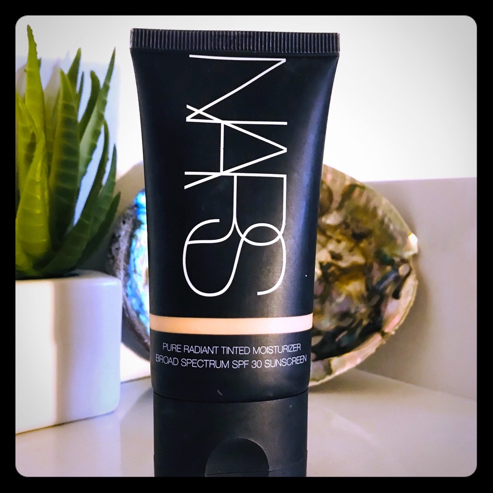NARS Pure Radiant Tinted